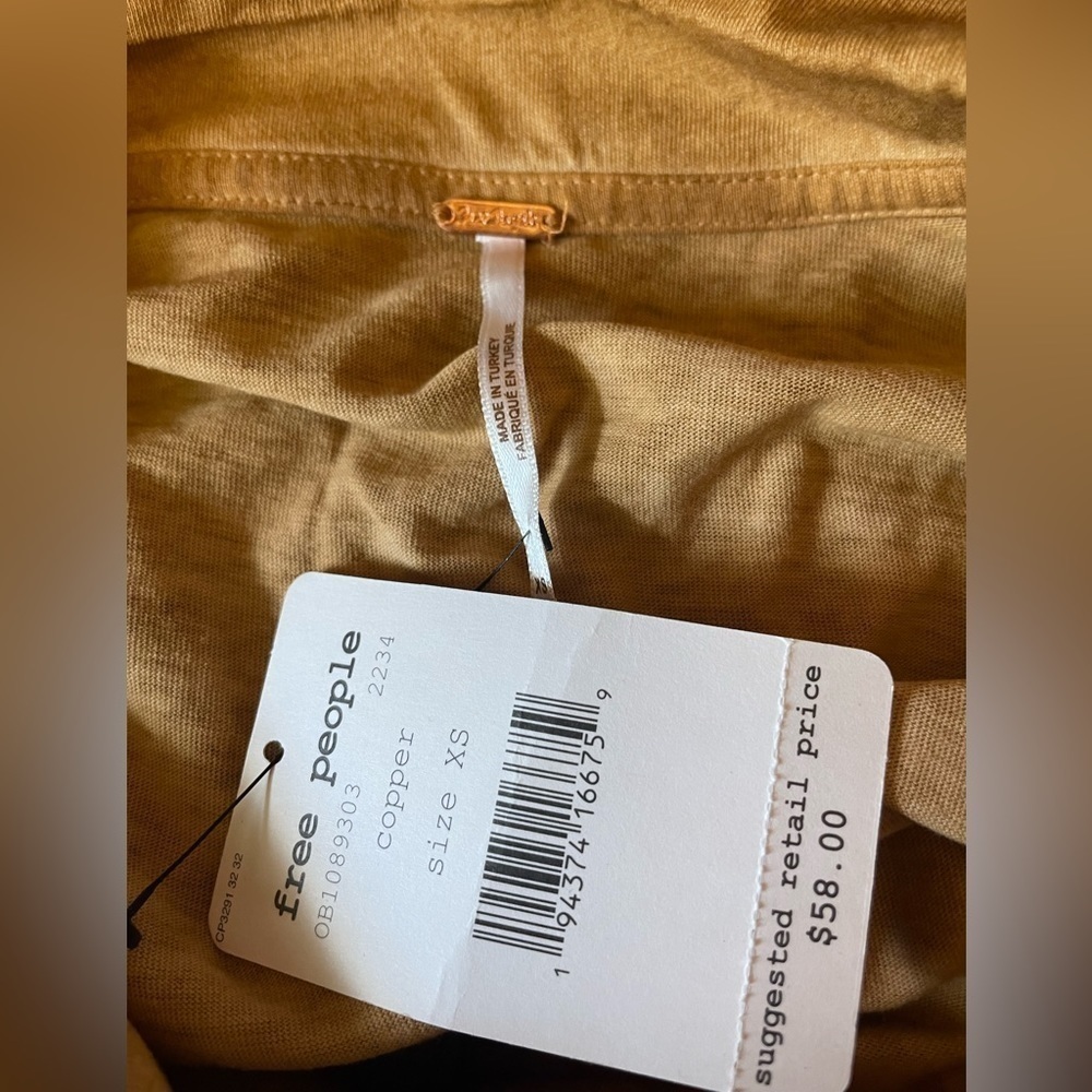 Free People Weekend Rush button down top. Gorgeous copper color NWT - Picture 4 of 6